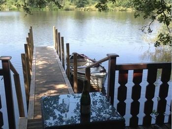 Cleveley Mere Luxury Waterside Lodges Scorton  Exterior photo