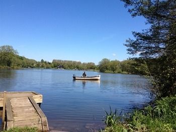 Cleveley Mere Luxury Waterside Lodges Scorton  Exterior photo