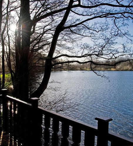 Cleveley Mere Luxury Waterside Lodges Scorton  Exterior photo